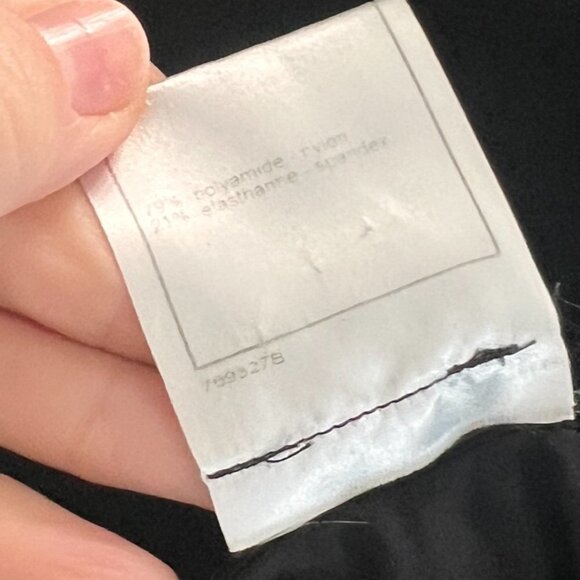 Chanel shimmer black top size 40 - Picture 8 of 8